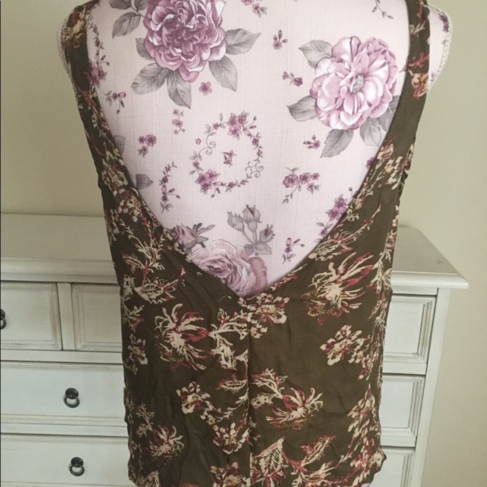 Free People Bundle! 1 Jean+ 2 shirts! - Picture 5 of 7